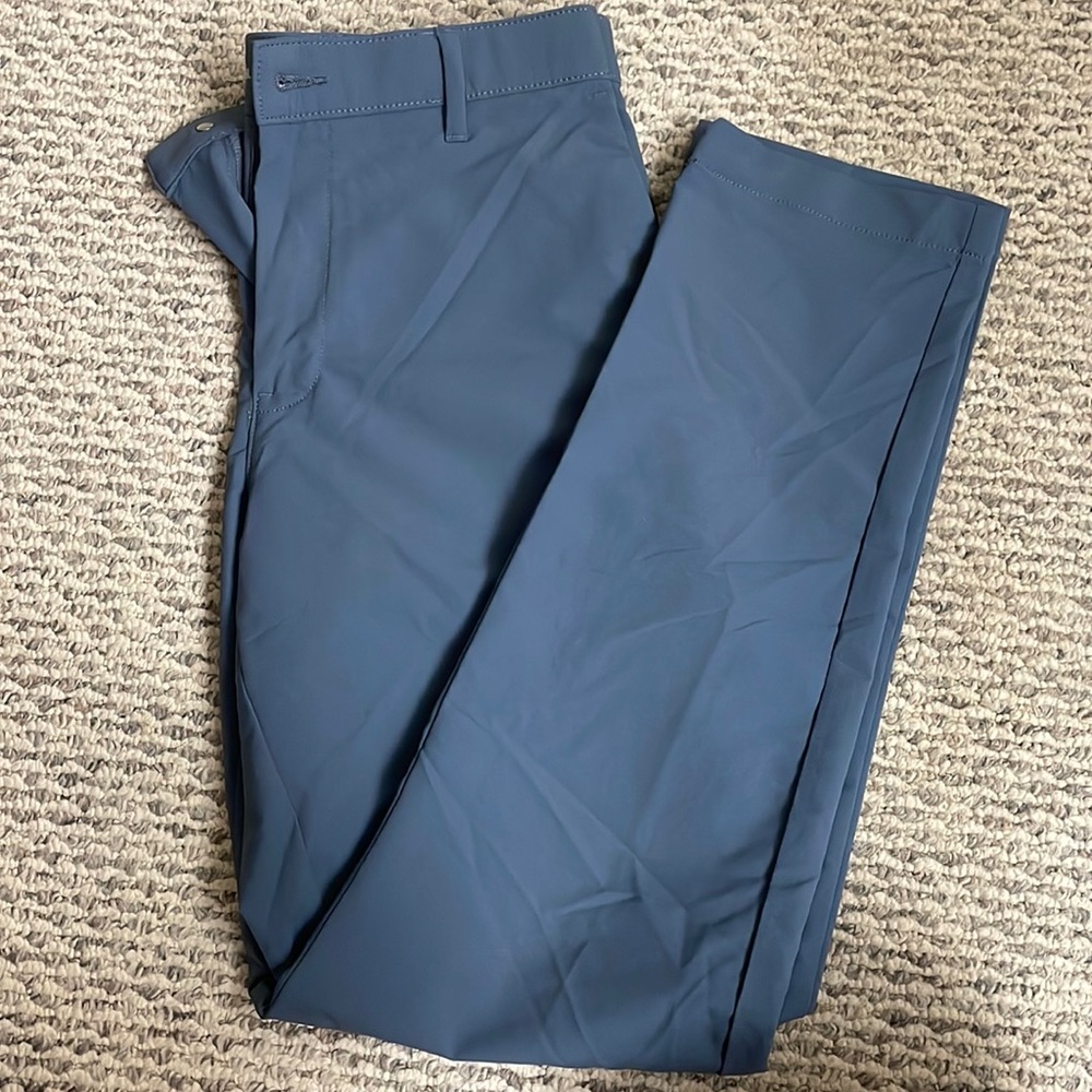 Banana Republic men’s golf pants cornflower blue, size 32x32
